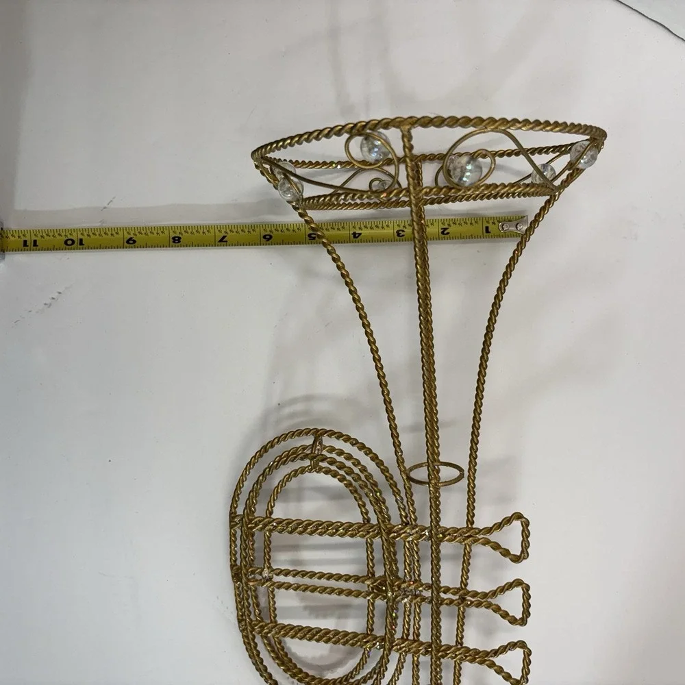 Unbranded vintage gold